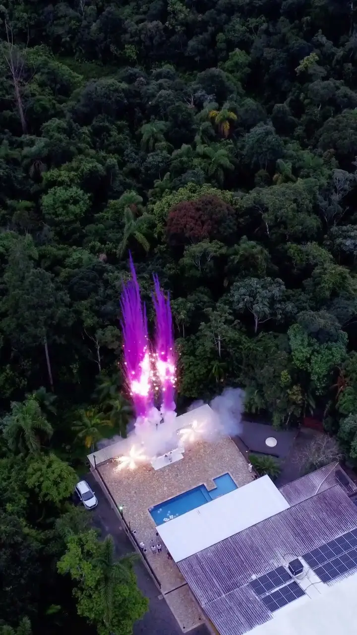 Fogos no evento Chá Revelação com Fumaça